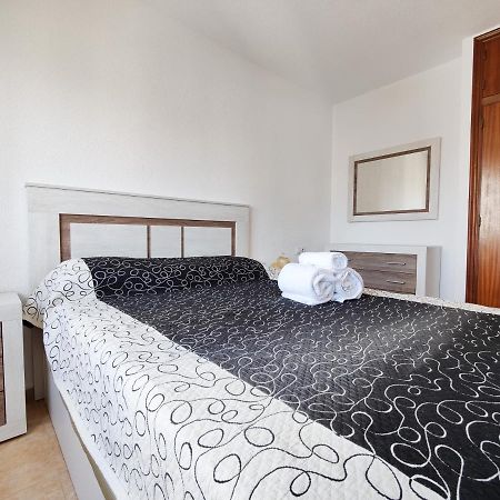 Gerona Sea View Apartments Benidorm Bagian luar foto