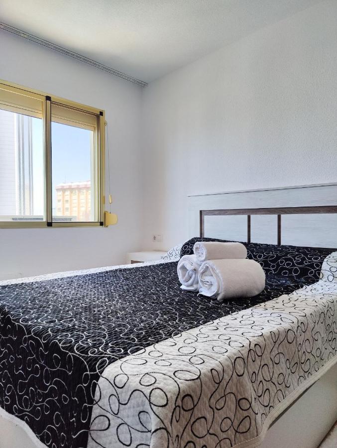 Gerona Sea View Apartments Benidorm Bagian luar foto
